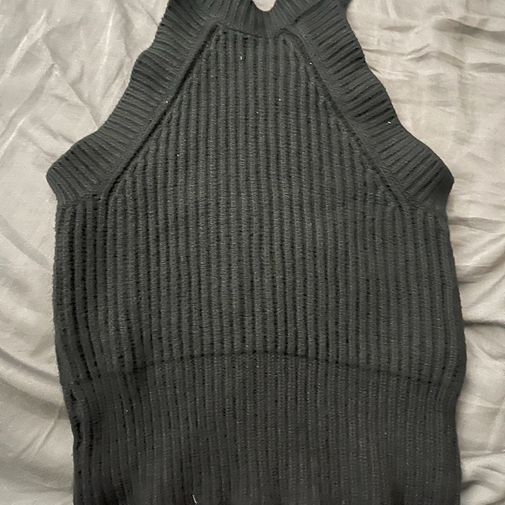 Brandy Melville crop top